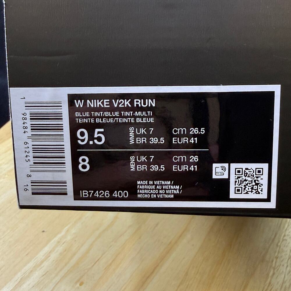 Nike V2K Run 'Susan Fang Artist Collection' IB7426-400 Women's Size 9.5 Shoes - Picture 10 of 10